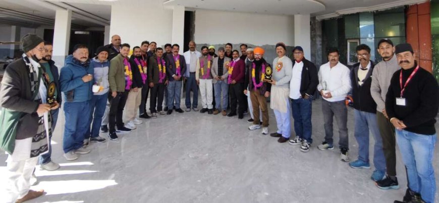 चम्पावत जिला पत्रकार एसोसिएशन का शपथ ग्रहण समारोह संपन्न, पत्रकार हितों में कार्य करने का लिया संकल्प