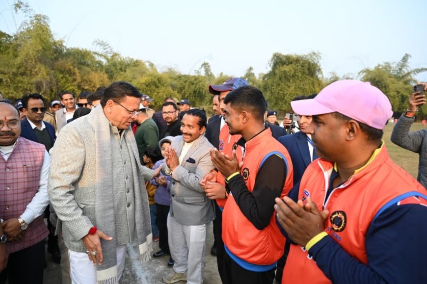 मुख्यमंत्री धामी की मौजूदगी में ग्रामीण क्रिकेट टूर्नामेंट का भव्य समापन