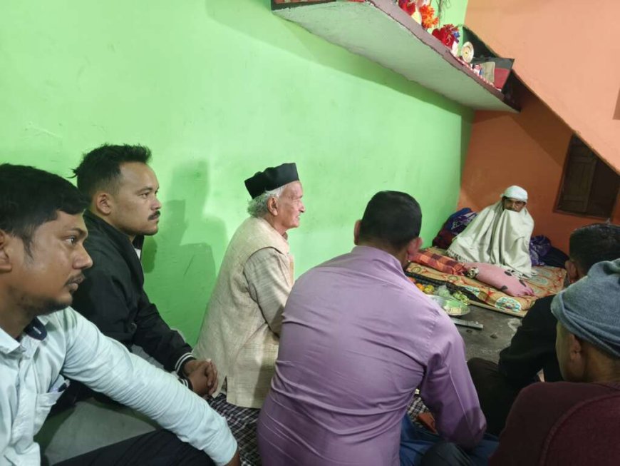 बिंदुखत्ता: पूर्व मुख्यमंत्री भगत सिंह कोश्यारी ने शोक संतप्त परिवार को बंधाया ढांढस