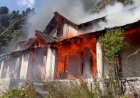 नैनीताल में ब्रिटिशकालीन भवन में लगी भीषण आग, लपटों को देख सहमे लोग, मच गई अफरा तफरी