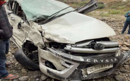 उत्तराखंड : कार गहरी खाई में कार, सेना के जवान समेत 3 युवकों की गई जान