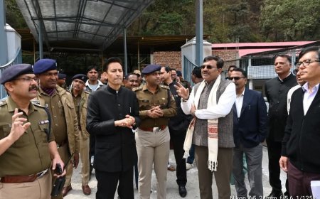 मुख्य सचिव ने कैंची धाम में चल रहे कार्यों का जायजा लिया