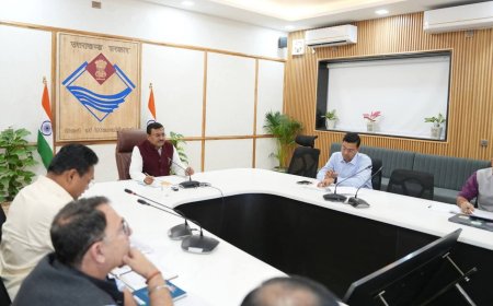 मुख्य सचिव ने की वित्त समिति की बैठक