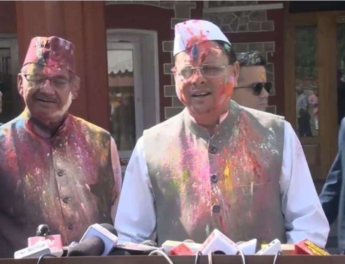देहरादून : होली के तुरंत बाद पश्चिम बंगाल रवाना हुए सीएम धामी, वजह जानें…