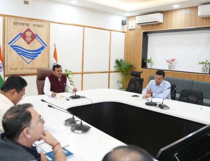 मुख्य सचिव ने की वित्त समिति की बैठक