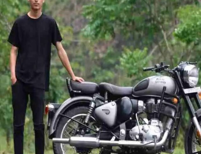 देहरादून : शिखर फॉल के पास खाई में गिरी कार, प्रतियोगी परीक्षा की तैयारी कर रहे युवक की मौत