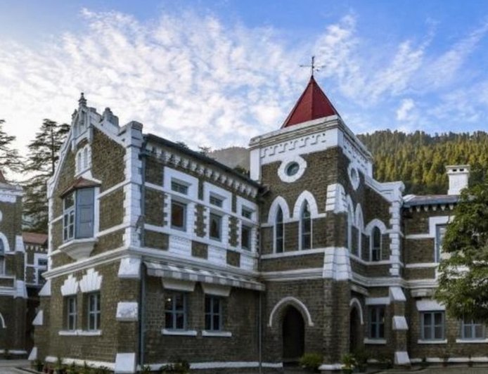 सम्पति के लिए बड़े भाई को फसाया झूठे मुक़दमे मैं, हाई कोर्ट ने मुकदमा किया निरस्त