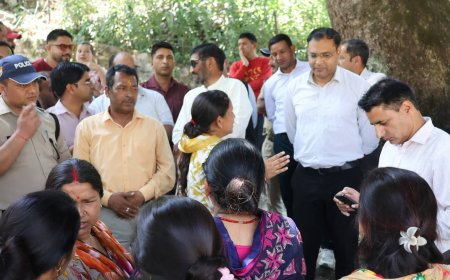 गौचर में जल निकासी का निरीक्षण: डीएम चमोली एवं विधायक अनिल नौटियाल की पहल