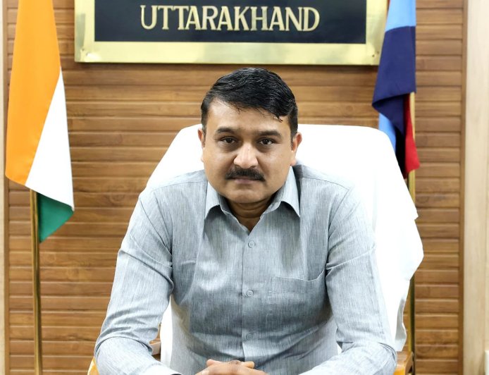 उत्तराखंड STF ने चारधाम हेली बुकिंग फर्जीवाड़े पर कसा शिकंजा, 180 सोशल मीडिया लिंक ब्लॉक किए