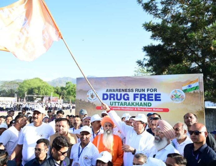 हल्द्वानी में सीएम धामी ने “रन फॉर अवेयरनेस” रैली को दिखाई हरी झंडी, नशे के खिलाफ उठाया बड़ा कदम