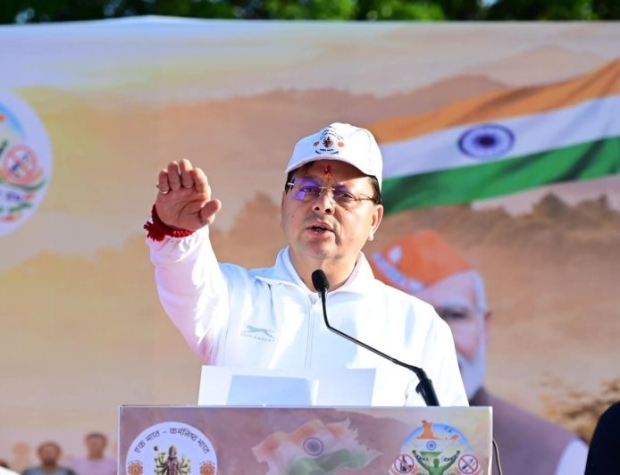 मुख्यमंत्री धामी ने नशा मुक्त उत्तराखंड के लिए शपथ दिलाई, युवाओं को जागरूक करने की अपील