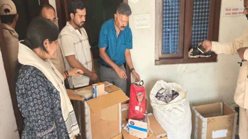 उत्तराखंड में एसडीएम ने मरीज बनकर फर्जी डॉक्टर के खिलाफ छापा, बरामद हुई मिलावटी दवाएं और अवैध हथियार