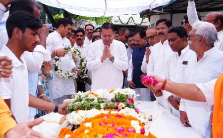 भाजपा मुख्यालय में जनरल खंडूरी को भावभीनी श्रद्धांजलि