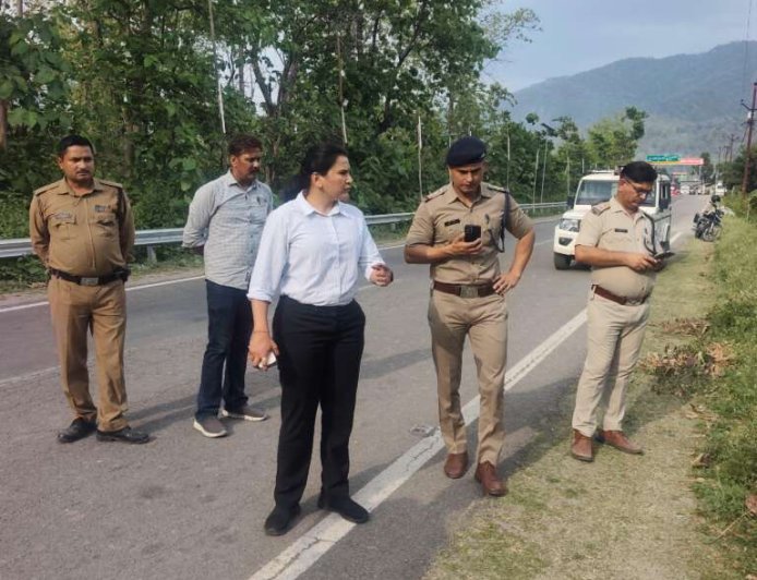 मां पूर्णागिरि मेले में सुरक्षा व्यवस्था का निरीक्षण, SSP रेखा यादव ने पुलिस को दिए निर्देश