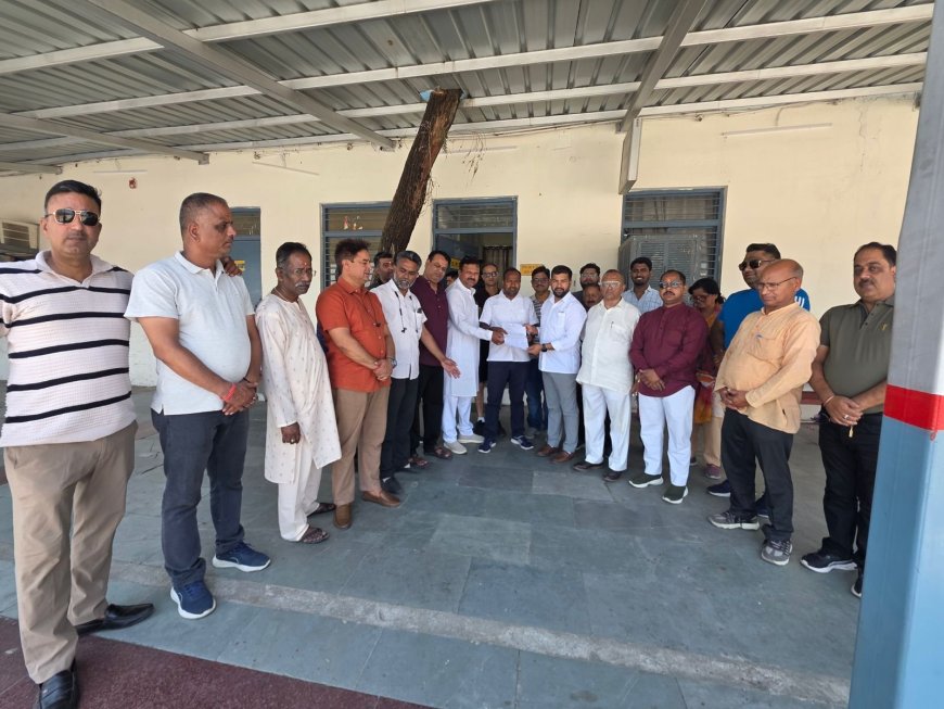 ऋषिकेश में कांग्रेस का व्यापारी मुद्दा: बढ़ाने की मांग ट्रेनों के संचालन