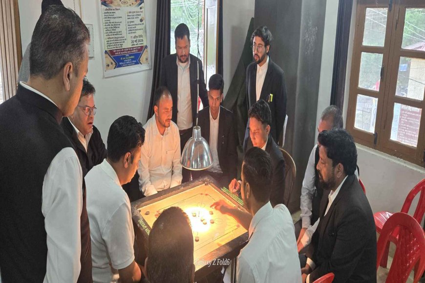 नैनीताल में जिला स्तरीय कैरम टूर्नामेंट की धूम, पहले दिन हुए रोमांचक मुकाबले