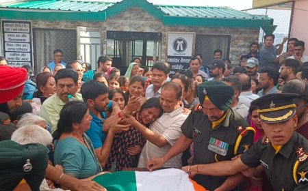सैन्य सम्मान के साथ शहीद लेफ्टिनेंट बीरेश्वर गोस्वामी का अंतिम संस्कार, शोक में डूबा पूरा गांव