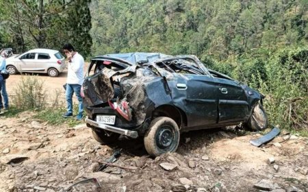 अल्मोड़ा में भयानक सड़क दुर्घटना: घाटी में गिरी अल्टो कार, चार व्यक्ति की हुई मौत, दो गंभीर रूप से घायल