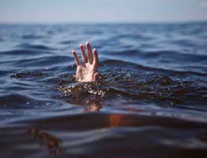 कैल नदी के हादसे में 12वीं का छात्र आयुष सिंह डूबा, परिवार में शोक का माहौल