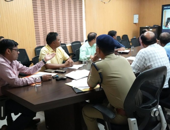 नीट परीक्षा के लिए प्रशासन ने की मजबूत तैयारी, सुरक्षा और व्यवस्था पर ध्यान