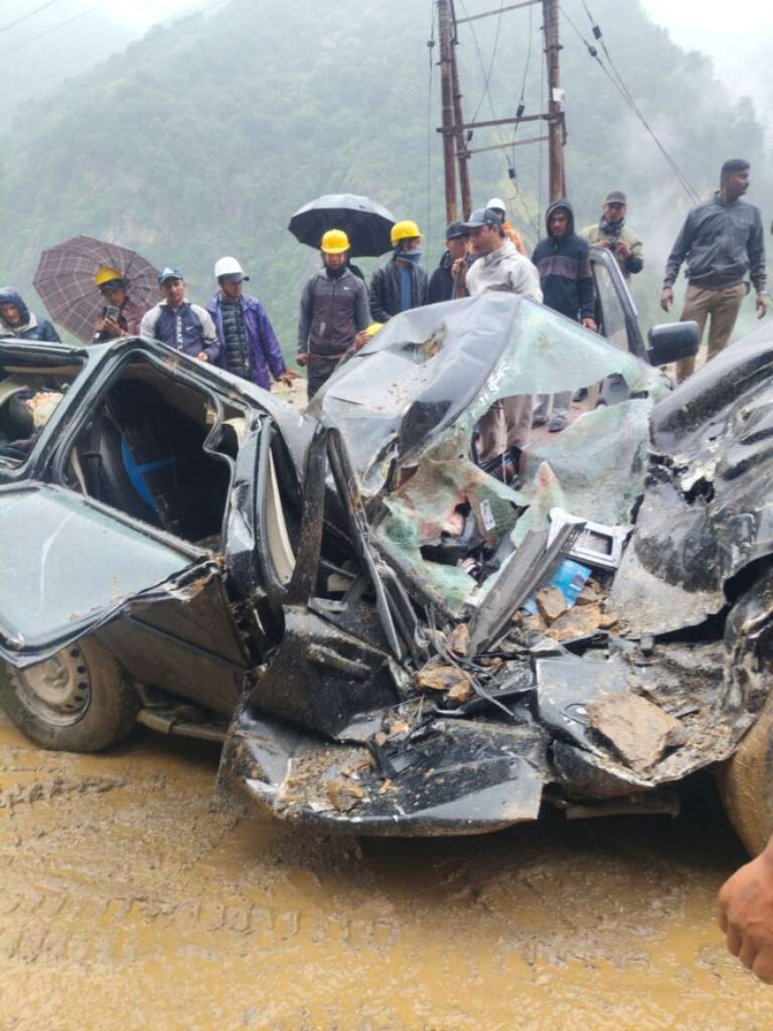दारमा घाटी में भयानक हादसा: पंगबे में चट्टान गिरने से स्कॉर्पियो में हुई बर्फबारी, राजस्थान के पर्यटक की मौत