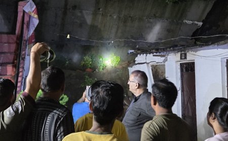 देहरादून में दीवार ढहने से कई मकान क्षतिग्रस्त, प्रशासन राहत कार्यों में जुटा