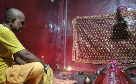 गुप्त नवरात्रि: समय माता मंदिर में मां बगलामुखी की विशेष साधना, लोककल्याण हेतु श्रद्धालुओं की भागीदारी