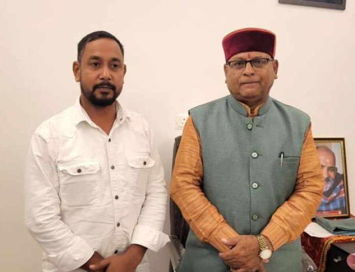 नैनीताल जिले की समस्याओं पर ध्यान केंद्रित करने के लिए राहुल सिंह दरम्वाल ने किया प्रभारी मंत्री से संवाद