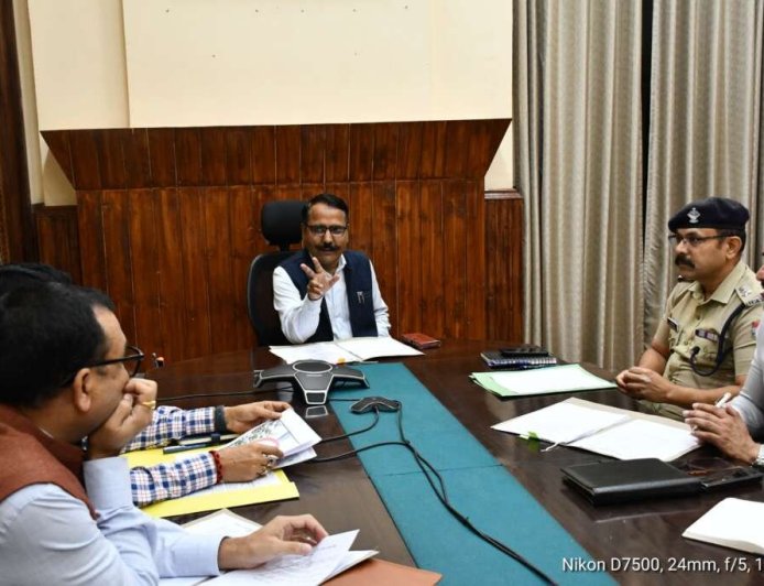 Nainital News: 1 अगस्त से नो हॉर्न जोन लागू, डीएम ने की सख्त तैयारियों की समीक्षा