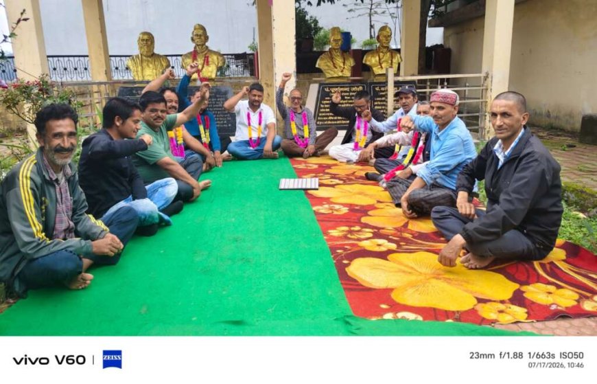 खेतीखान में धरने का आगाज, स्वतंत्रता संग्राम सेनानियों के स्मृति स्थल की राशि स्थानांतरित करने से क्षेत्र में रोष