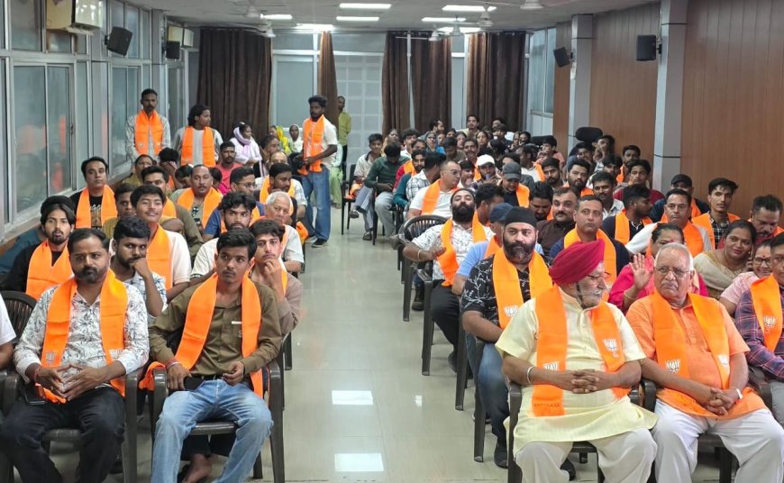 भाजपा में सैकड़ों नए कार्यकर्ताओं का अभियान, प्रदेश में हर्ष का माहौल