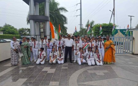 स्वतंत्रता दिवस पर दि आनंदा एकेडमी में रंगारंग कार्यक्रम का आयोजन