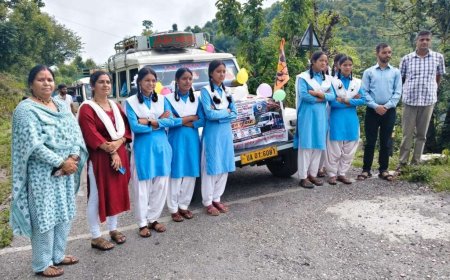 चम्पावत: 'विद्यावाहिनी' से विद्यार्थियों की शिक्षा बनी सरल, पैदल सफर का समय आधा हुआ
