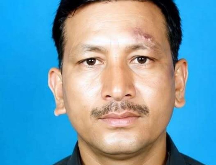 सेवानिवृत्ति से 28 दिन पहले महेंद्र सिंह का निधन: सैन्य सम्मान से दी गई अंतिम विदाई