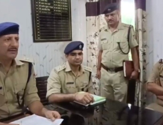 हरिद्वार हत्या मामला: बोरी में बंद महिला की लाश के पीछे का सच, सौतेली बेटी और प्रेमी गिरफ्तार