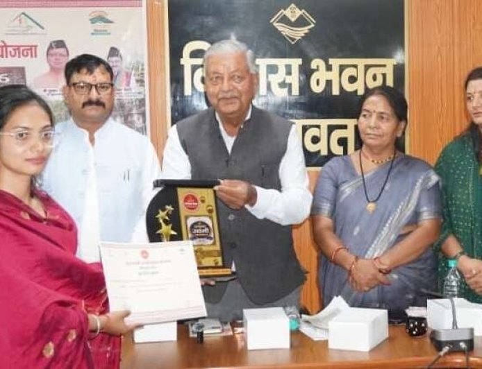 मुख्यमंत्री उद्यमशाला योजना से चम्पावत में स्वरोजगार और उद्यमिता को मिलेगी नई गति