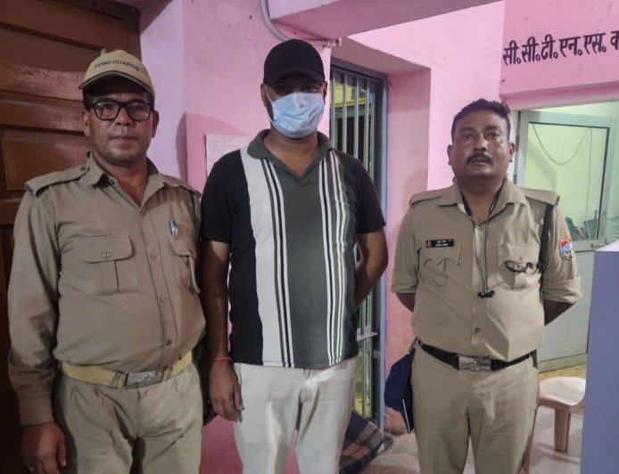 लालकुआं अपराध: हल्दूचौड़ पुलिस का सख्त एक्शन, फरार वारंटी की गिरफ्तारी