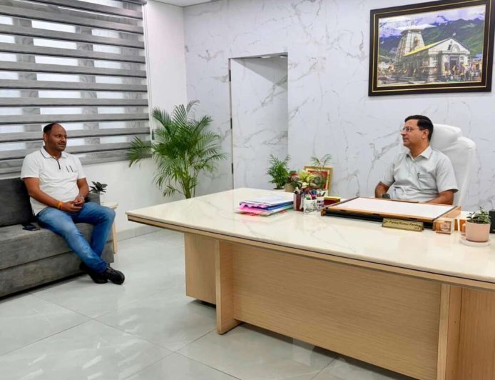 लालकुआं: बिंदुखत्ता की सड़कों का सुधार, दीपेंद्र कोश्यारी की PWD सचिव से सकारात्मक वार्ता