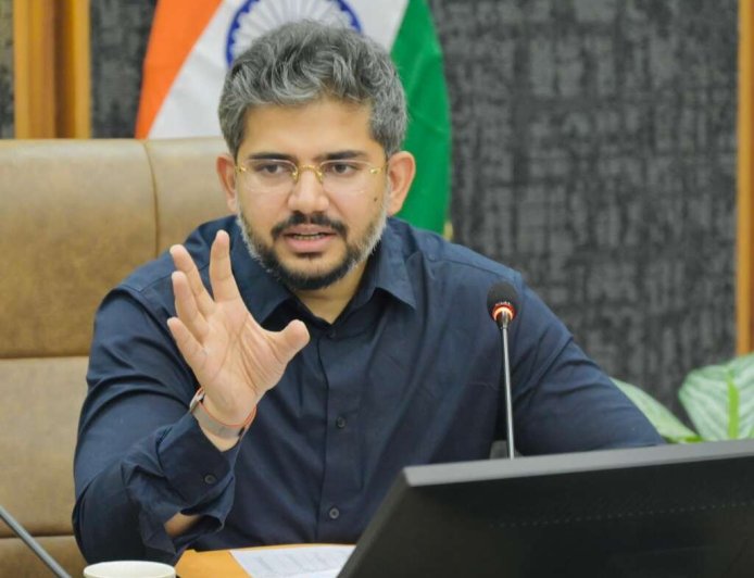 Dehradun SIR: नोटिसों के सापेक्ष 96% से अधिक मामलों में सुनवाई पूरी, 5.25 लाख मामलों पर कार्रवाई