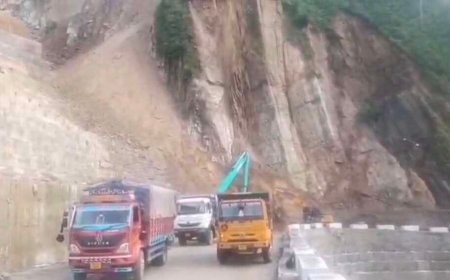 Champawat News: लगातार बारिश के बीच स्वाला में यातायात सुचारू, सुरक्षा को लेकर प्रशासन अलर्ट