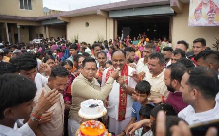 लालकुआं विधानसभा में दीपेन्द्र कोश्यारी के जन्मोत्सव पर उमड़ा जनसैलाब, बिंदुखत्ता से चोरगलिया तक गूंजे स्वागत के नारे
