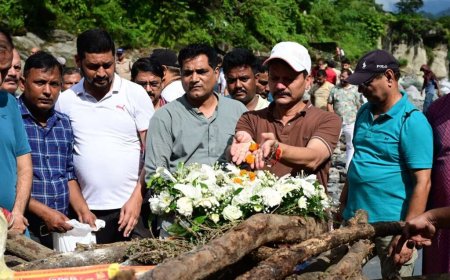 Haldwani News: जिला सूचना अधिकारी गिरिजा शंकर जोशी को अंतिम विदाई, चित्रशिला घाट पर हुआ अंतिम संस्कार