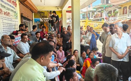 मुवानी में प्रशासन और रामगंगा संघर्ष समिति की बातचीत बेनतीजा, दूसरे दिन भी जारी रहा क्रमिक अनशन