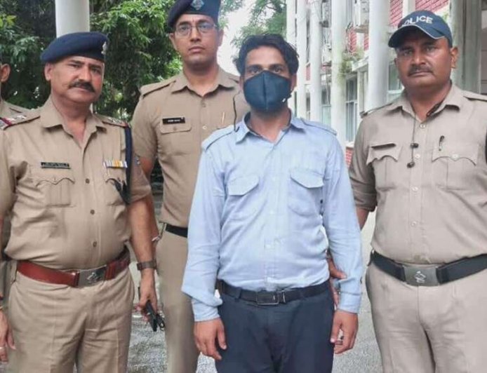 देहरादून में 72 वर्षीय महिला की हत्या का 12 घंटे में खुलासा, मजदूरी के 18 हजार रुपये को लेकर हुआ था विवाद
