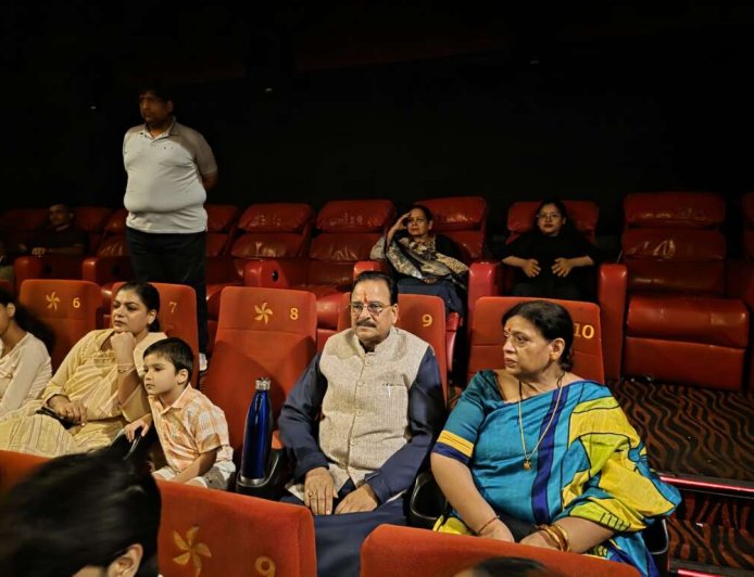 सांसद अजय भट्ट ने देखी आध्यात्मिक फिल्म ‘हनुमान अंश’, बाबा नीब करौरी महाराज के जीवन से हुए अभिभूत