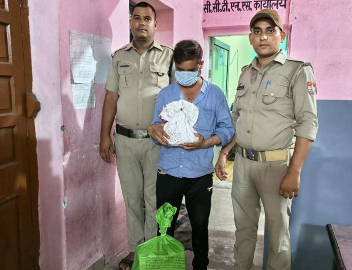 बिंदुखत्ता: फास्ट फूड की दुकान से अवैध शराब बरामद, 59 टेट्रा पैक के साथ एक गिरफ्तार