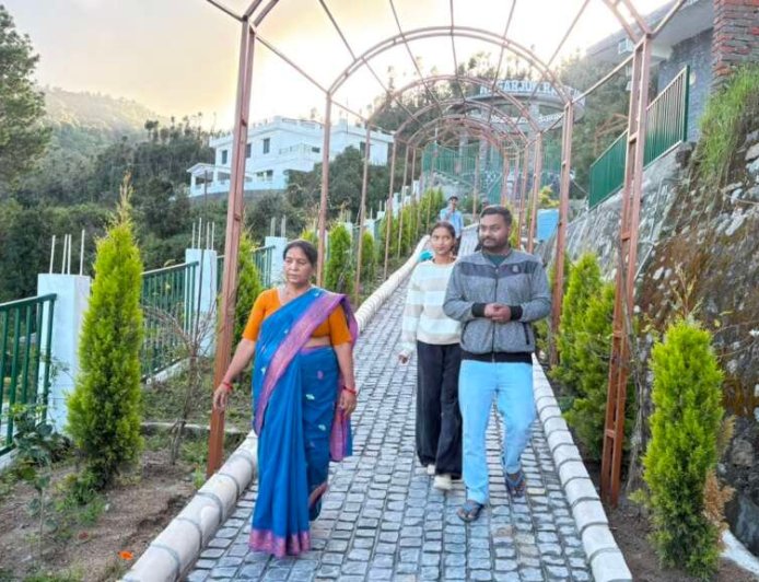 नगर पालिका अध्यक्ष प्रेमा पांडे ने विकास कार्यों का किया निरीक्षण