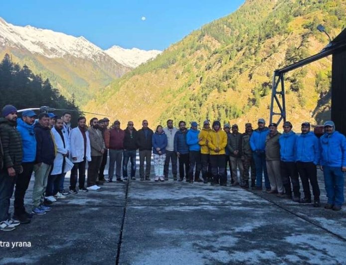 Uttarkashi Rescue: 67 ट्रेकर्स का सफल रेस्क्यू, कालिंदी खाल समेत 4 ट्रैक से सभी सुरक्षित निकाले गए
