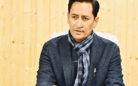 Nainital News: फर्जी आधार-मृत्यु प्रमाण पत्र से भूमि नामांतरण, आयुक्त ने दिए FIR के निर्देश