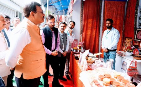 मुख्य सचिव का सेब महोत्सव का उद्घाटन: किसान उत्पादक संगठनों का बढ़ता योगदान